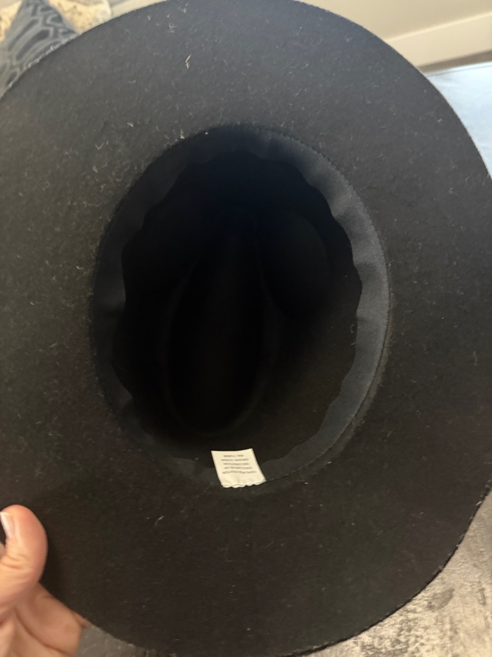 Women's Black Felt Fedora Hat with Tan Leather Band - Picture 3 of 4